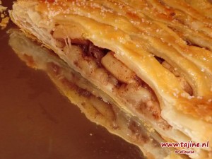 Apfelstrudel met bladerdeeg