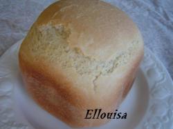 Wit brood voor broodbakmachine of oven