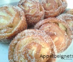 Appelbeignet een heerlijke gefrituurde appelflap