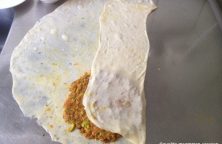 Hoe je gevulde msemmen mag vouwen 2